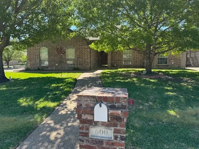 600 Durango Circle, Hewitt, TX 76643 - #1