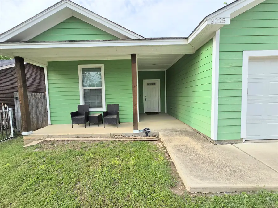 3225 Avenue M, Fort Worth, TX 76105 - #3