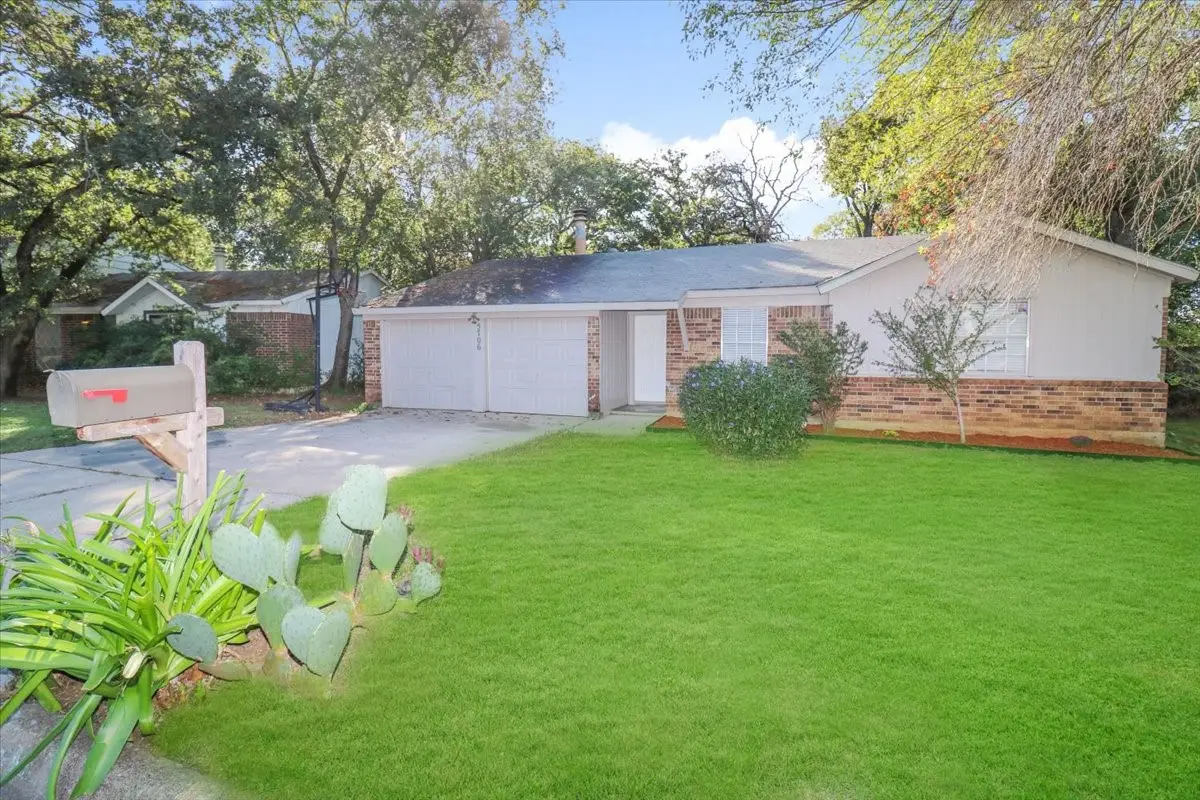 5706 Guildwood Drive, Arlington, TX 76017 - #1