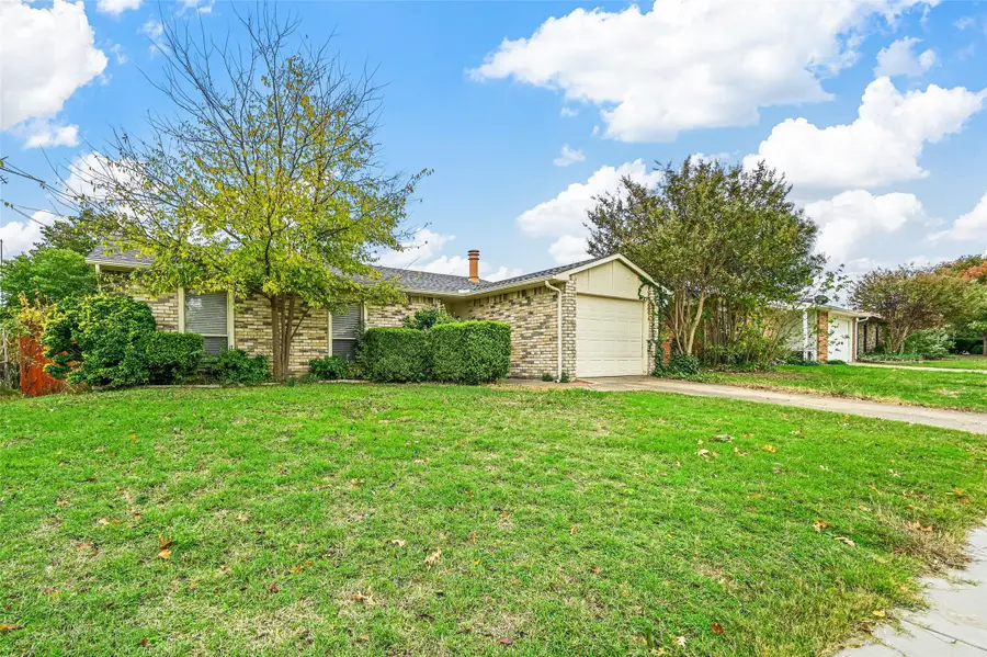 718 Roaming Road Drive, Allen, TX 75002 - #2