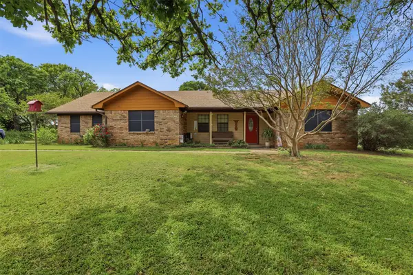 8076 County Road 1202, Cleburne, TX 76031