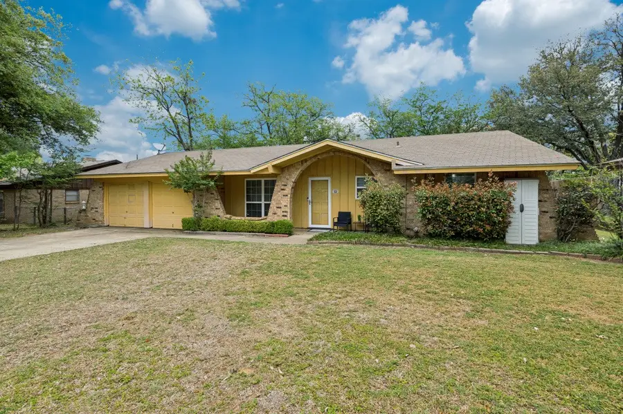 1008 Sherwood Drive, Bedford, TX 76022 - #2