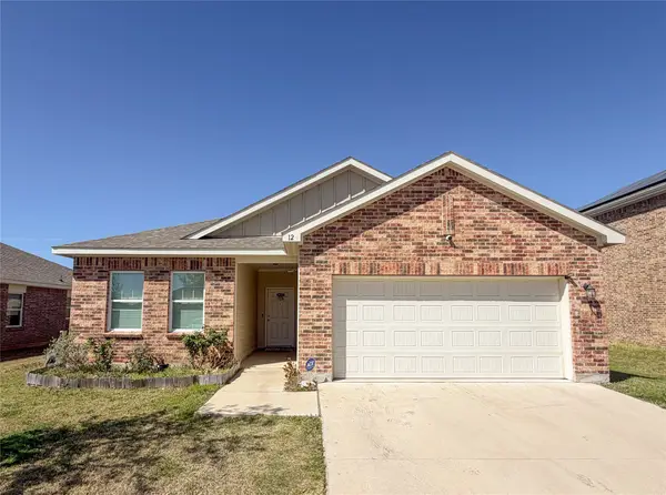 12 Elderbrook Lane, Edgecliff Village, TX 76134
