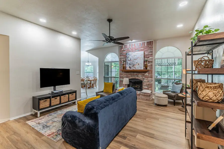 2521 Fairmont Drive, Grand Prairie, TX 75052 - #3