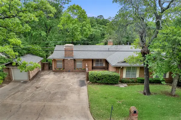 930 S Maurice Avenue S, Denison, TX 75020