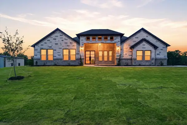 182 Briar Patch Road, Boyd, TX 76023