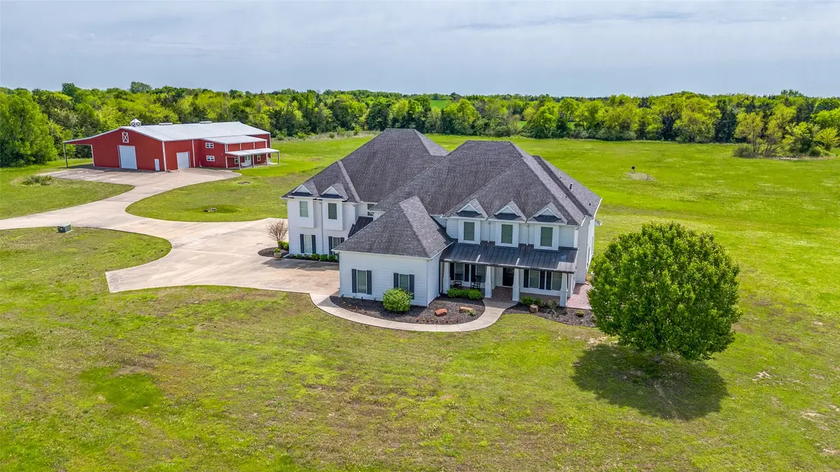 6100 Old Clarksville Road, Reno, TX 75462 - #1