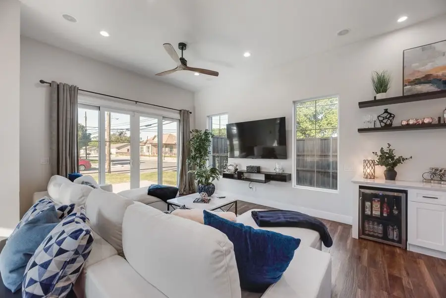 1802 Pueblo Street, Dallas, TX 75212 - #3