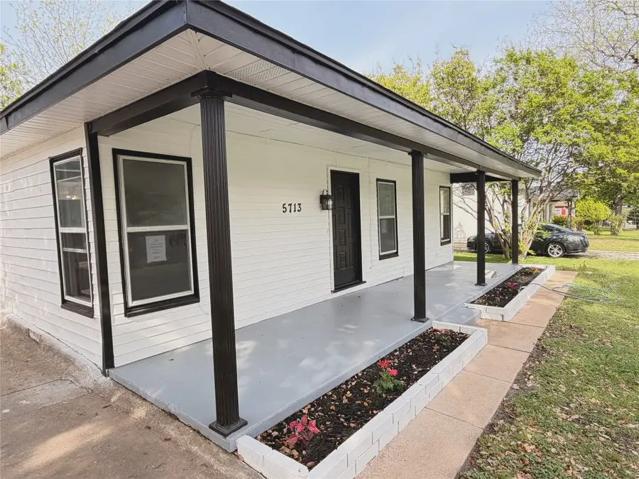 5713 Highland Avenue, Haltom City, TX 76117 - #2