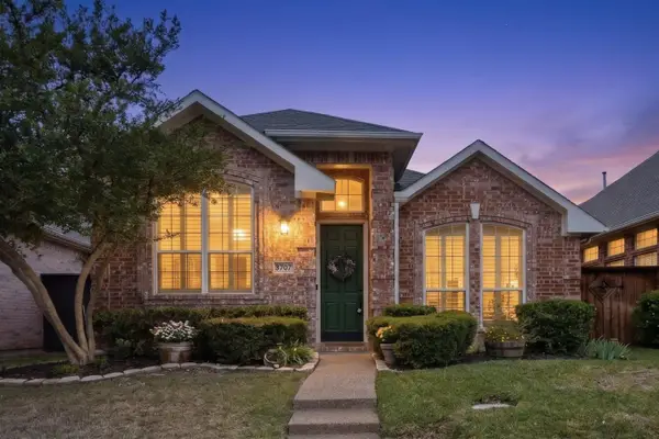 8707 Wellington Road, Irving, TX 75063