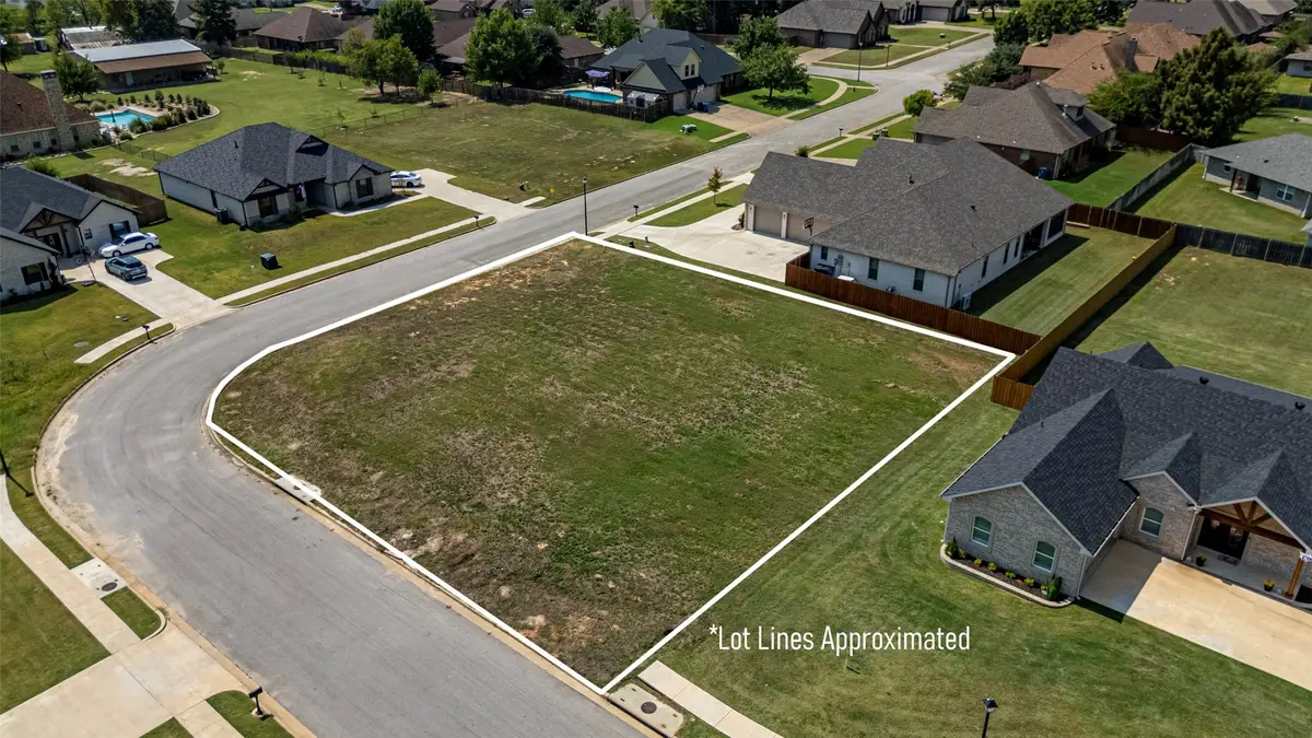 585 Imagine Drive, Lindale, TX 75771 - #1