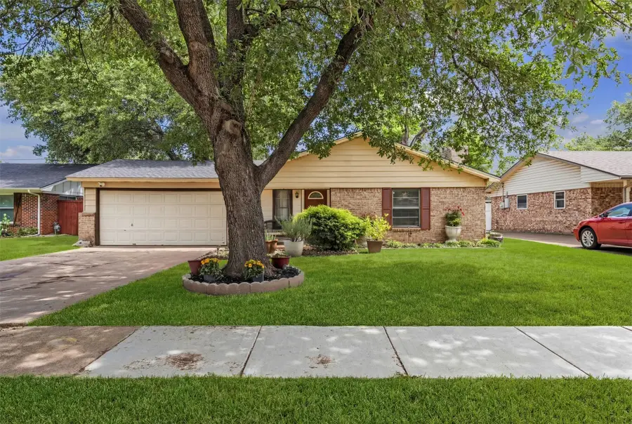 1132 Kris Street, Irving, TX 75060 - #2