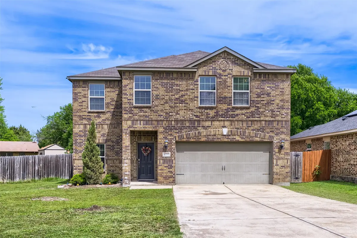 1200 Oak Creek Drive, Hutchins, TX 75141 - #1