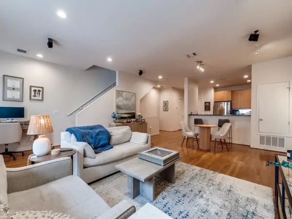 3250 Cambrick Street #8, Dallas, TX 75204