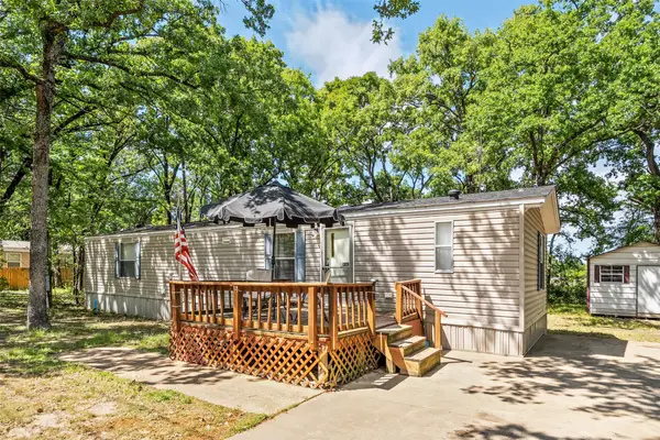 124 Meadowlark Lane, Mabank, TX 75156