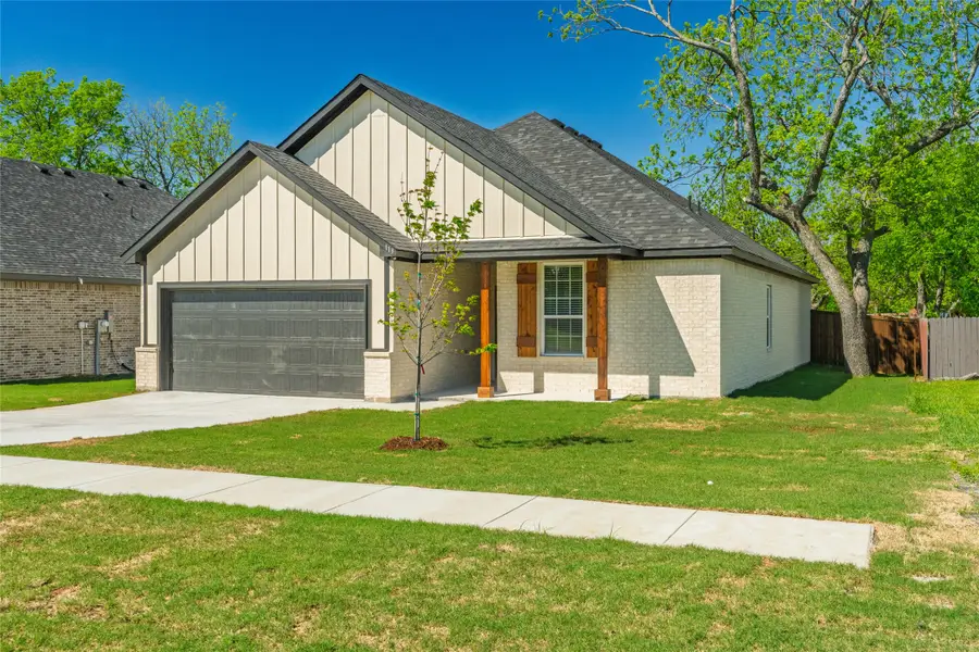113 N Third Street, Celeste, TX 75423 - #2