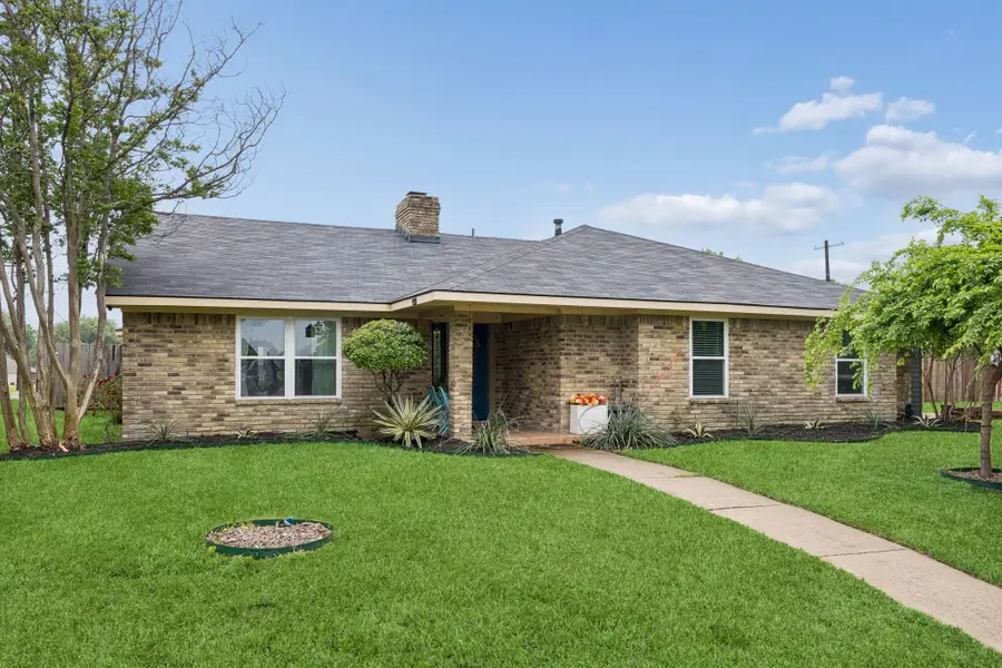 722 Royal Oaks Drive, Garland, TX 75040 - #2