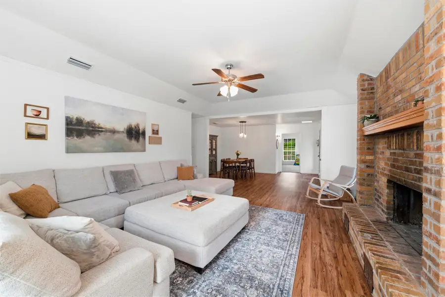 1132 Trinity Drive, Benbrook, TX 76126 - #3