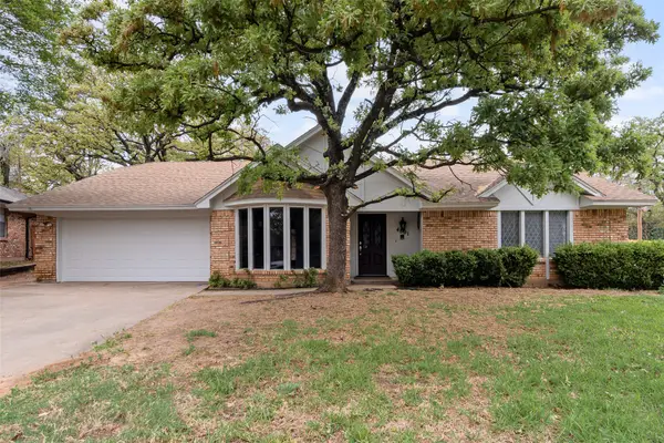 4801 Rock Ridge Court, Arlington, TX 76017