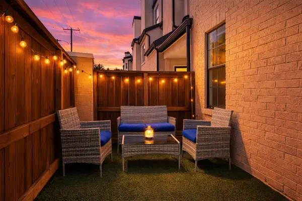 3901 Travis Street #125, Dallas, TX 75204