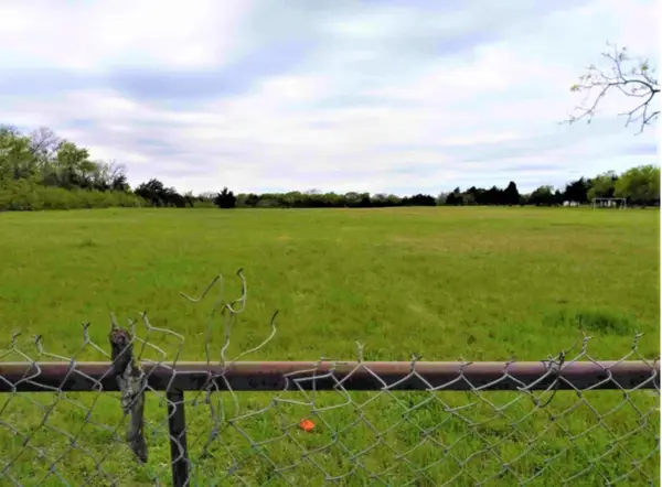 1601 Old Hickory Trail, DeSoto, TX 75115