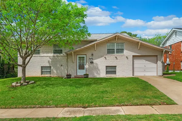 1011 S Delaware Street, Irving, TX 75060