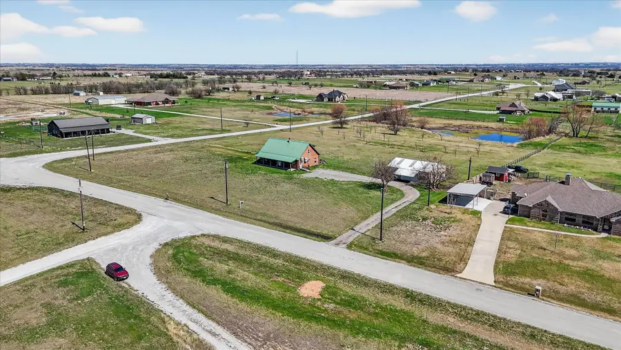 131 Hawk Ridge Road, Decatur, TX 76234 - #2