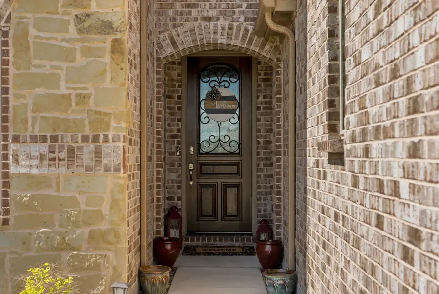 103 Walnut Drive, Van Alstyne, TX 75495 - #3