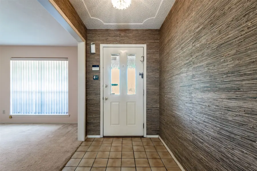 3913 Timberidge Drive, Irving, TX 75038 - #3