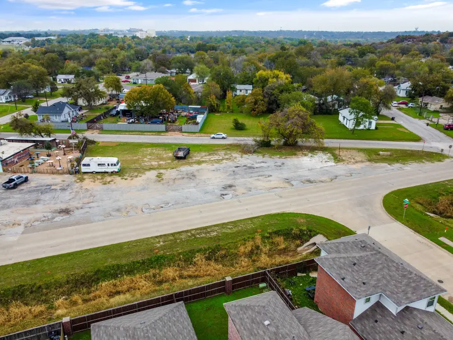 6100 Lt Jg Barnett Road, Fort Worth, TX 76114 - #2