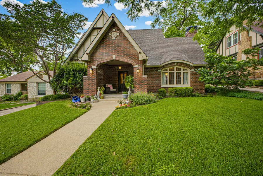 1123 Clermont Avenue, Dallas, TX 75223 - #2