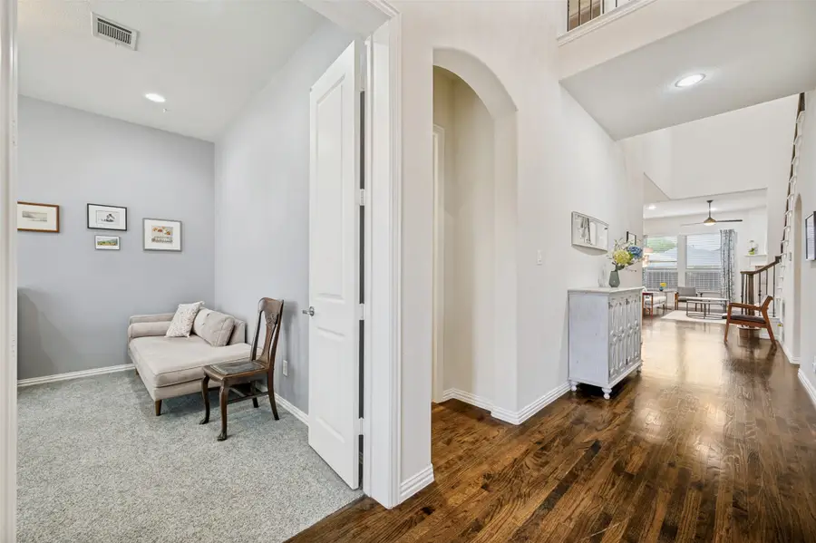 2841 Edinburgh, Carrollton, TX 75006 - #2