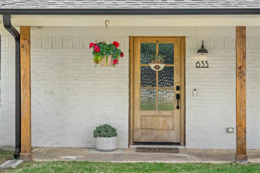 635 Margaret Street, Blossom, TX 75416 - #2