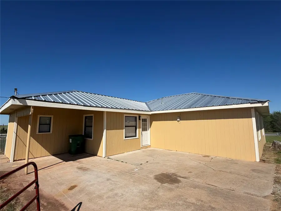 1346 Polk Road, Bowie, TX 76230 - #3
