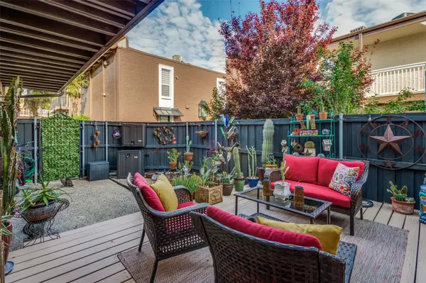 5930 Sandhurst Lane #120, Dallas, TX 75206