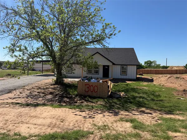 300 Myers Drive, Springtown, TX 76082