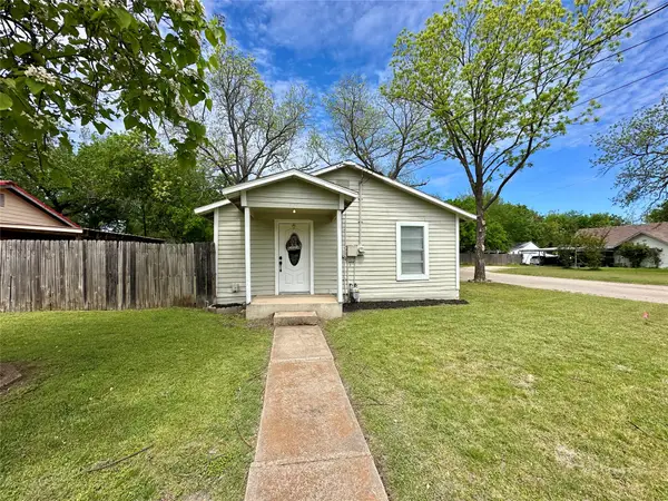 500 W Lone Star Avenue, Cleburne, TX 76033