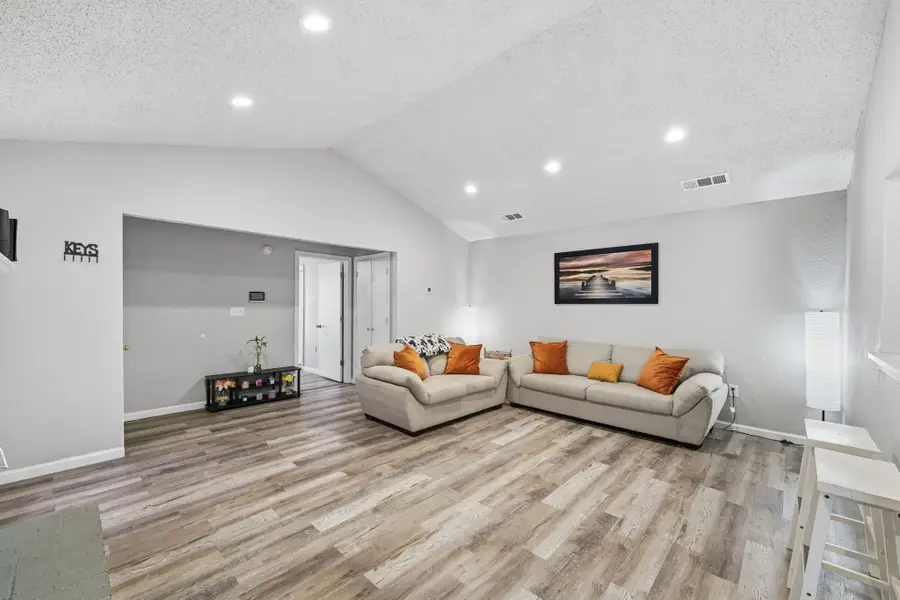 2306 Carol Good Lane, Carrollton, TX 75006 - #3
