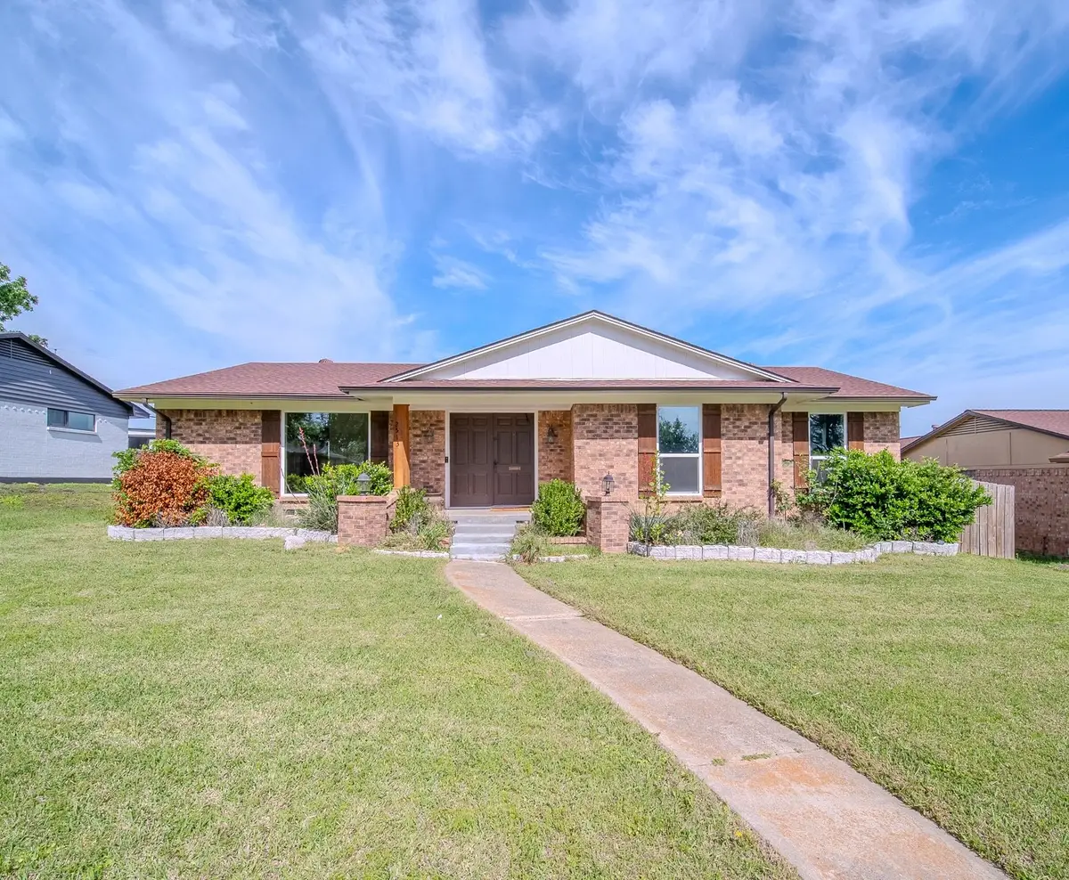 2513 Belhaven Drive, Mesquite, TX 75150 - #1