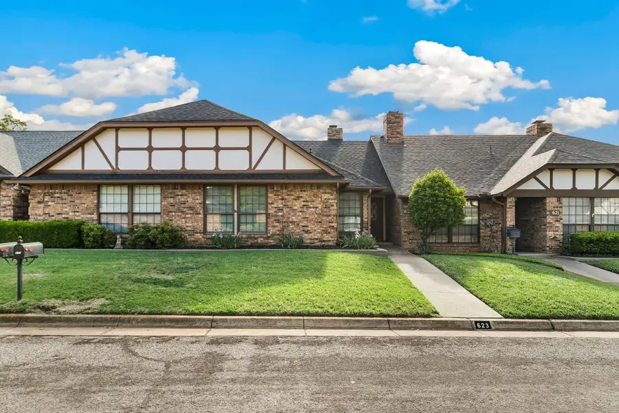 623 Windgate Court, Arlington, TX 76012 - #2