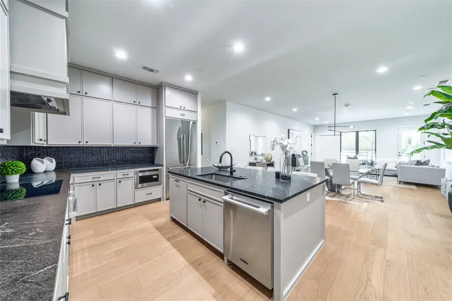 3601 Routh Street #1A, Dallas, TX 75219 - #2
