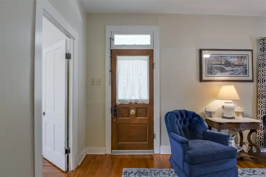 209 Williams Street, Waxahachie, TX 75165 - #3