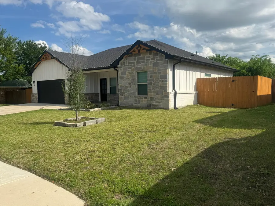 317 Lakeview Drive, Alvarado, TX 76009 - #2