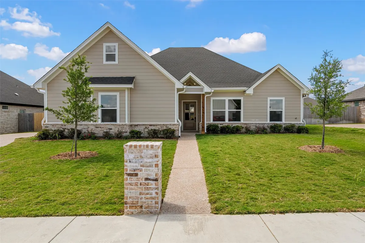 929 Northern Dancer Drive, Hewitt, TX 76643 - #1