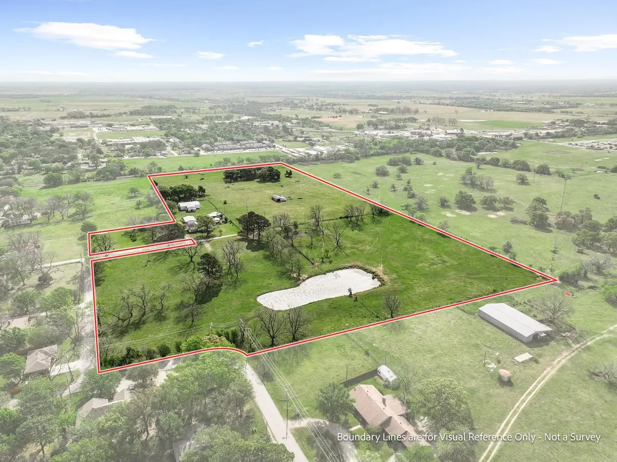 819 S Morrison Street, Pilot Point, TX 76258 - #1