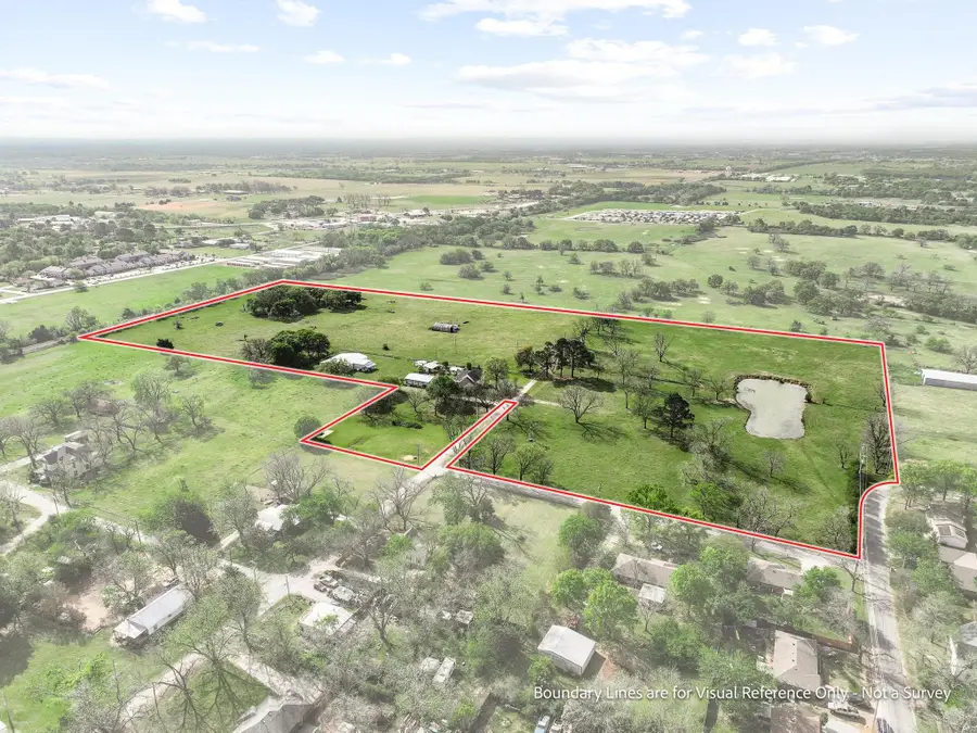 819 S Morrison Street, Pilot Point, TX 76258 - #2