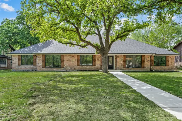 3704 Sweetbriar Lane, Colleyville, TX 76034