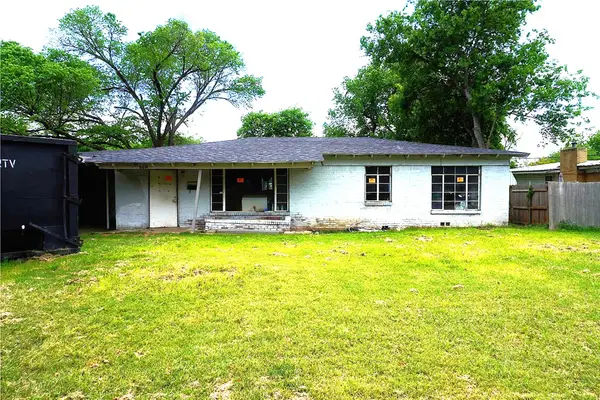 6614 Bridges Avenue, Richland Hills, TX 76118