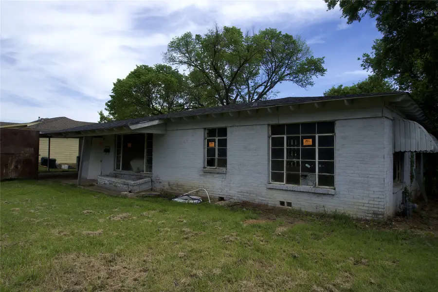 6614 Bridges Avenue, Richland Hills, TX 76118 - #3