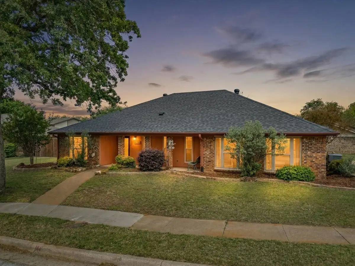 2801 Meadow Creek, Bedford, TX 76021 - #1